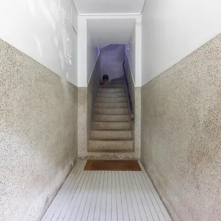Spacious Bright Ap - No Elevator Daire Porto