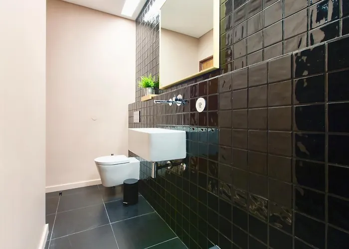 Spacious And Bright I - 4 Floor No Elevator * Porto