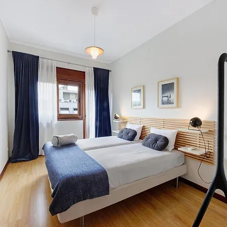 Spacious Bright Ap - No Elevator Apartman Porto