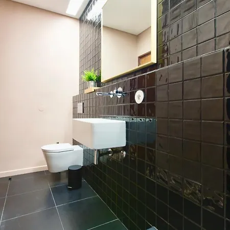 Spacious And Bright I - 4 Floor No Elevator * Porto