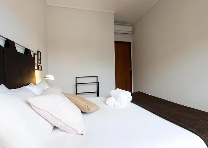 Spacious Bright Ap - No Elevator Apartament Porto